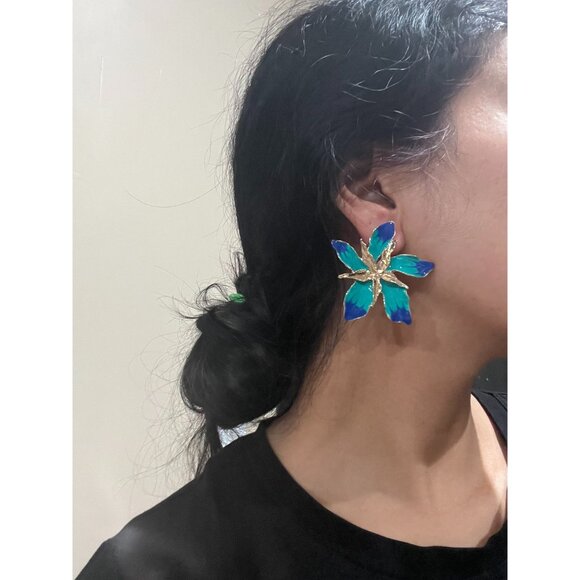 Large Blue earring Flower turquoise sea green royal blue gold oversized Earrings - Picture 5 of 8